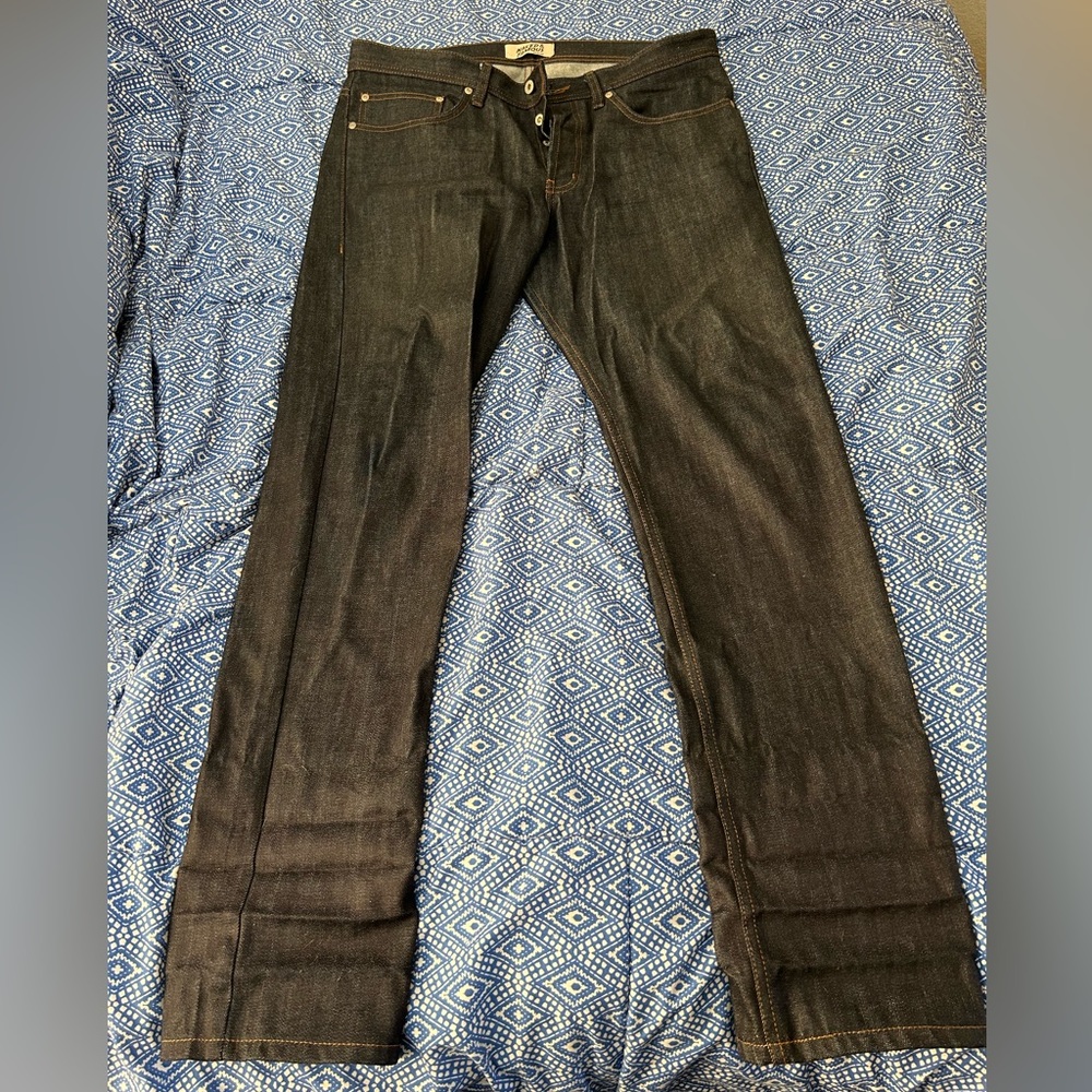 Naked and Famous Weird Guy 36